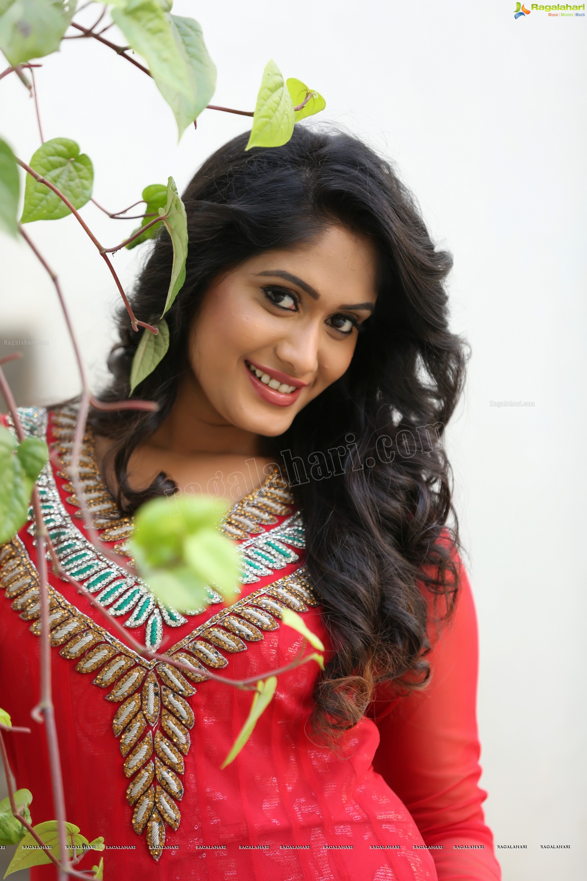 Sowmya Venugopal (Exclusive) (High Definition)