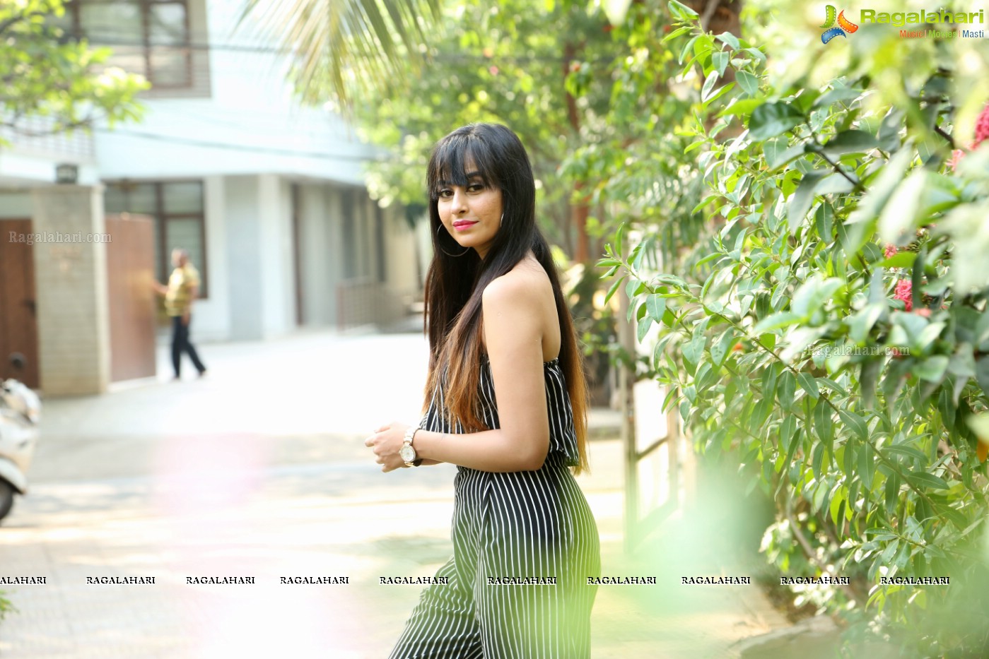 Ameeksha Amy Pawar at Celeb Konnect Mobile App Launch (Posters)