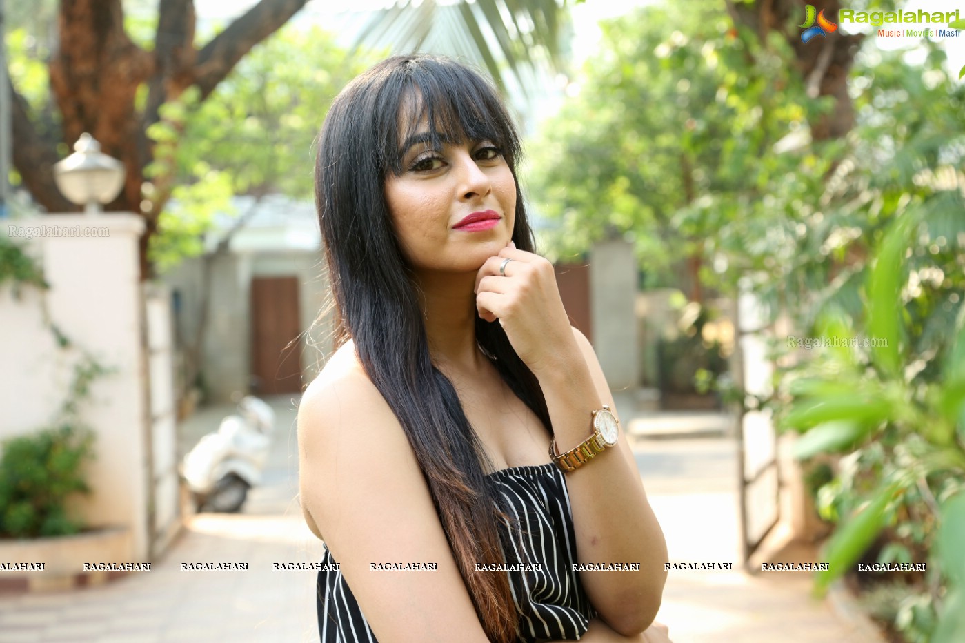 Ameeksha Amy Pawar at Celeb Konnect Mobile App Launch (Posters)