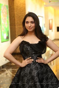 Tamannaah Naa Nuvve