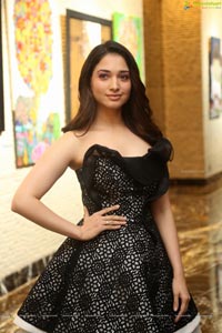 Tamannaah Naa Nuvve