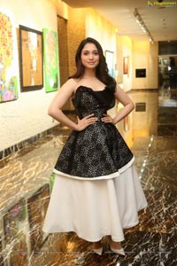 Tamannaah Naa Nuvve