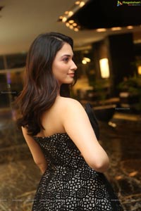 Tamannaah Naa Nuvve