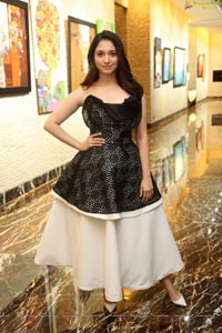 Tamannaah Naa Nuvve