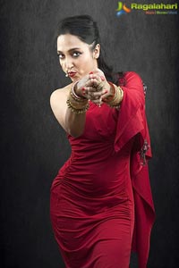 Tania Ghose Model