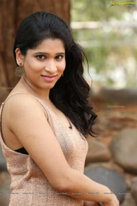 Yamini Telugu Heroine