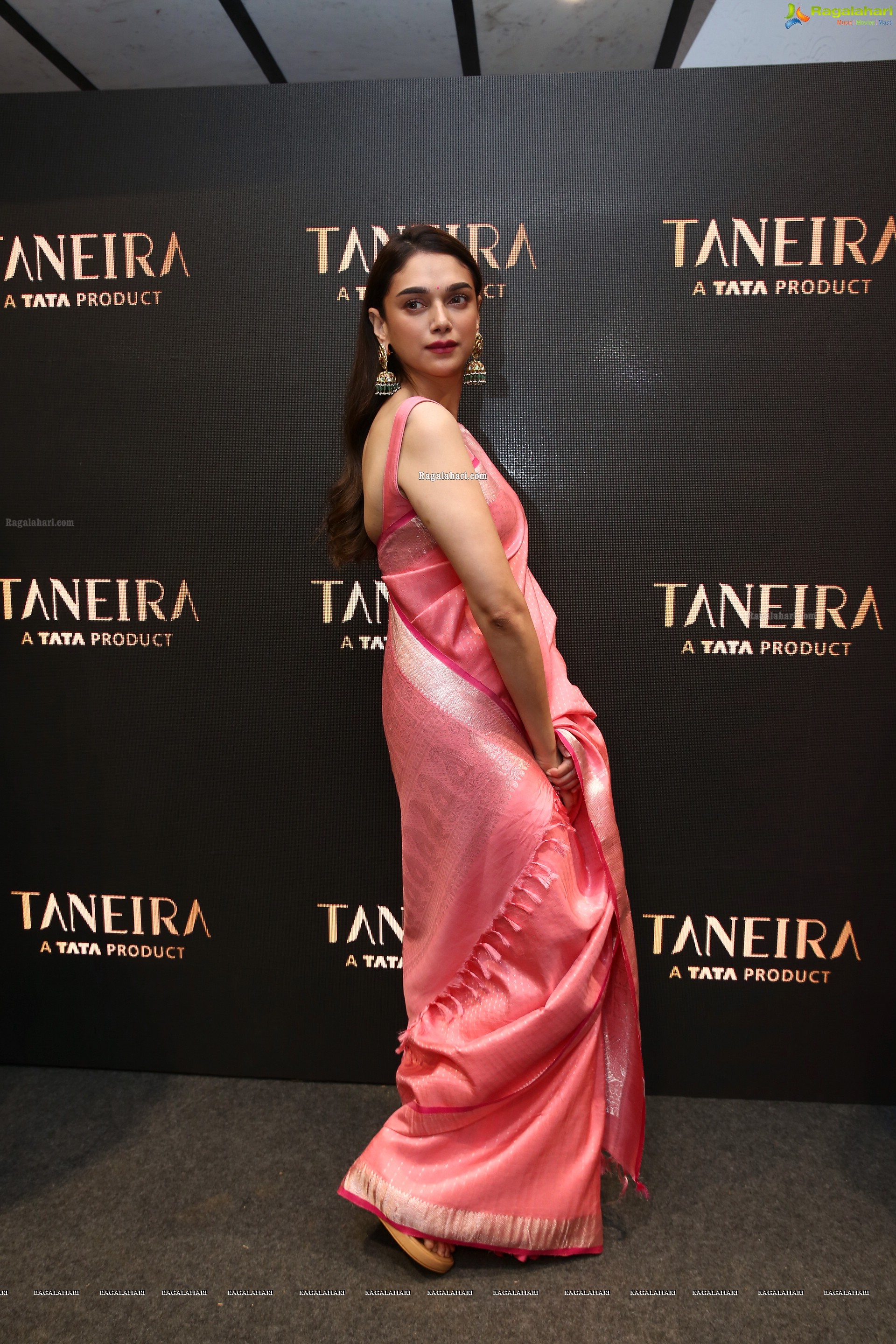 Aditi Rao Hydari @ Taneira Store Launch at Banjara Hills - HD Gallery