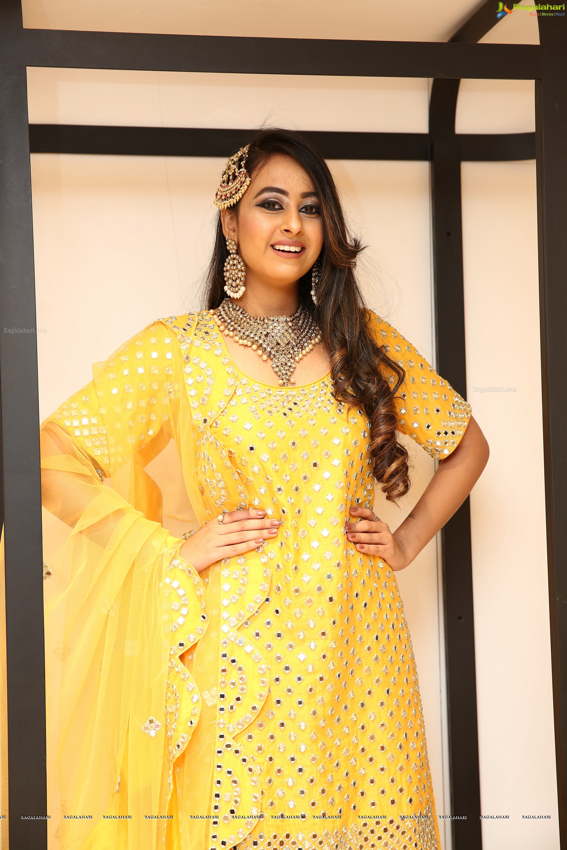 Ameeksha Pawar @ Neeru's Ramzan Exclusive 'Gharara Festival' - HD Gallery