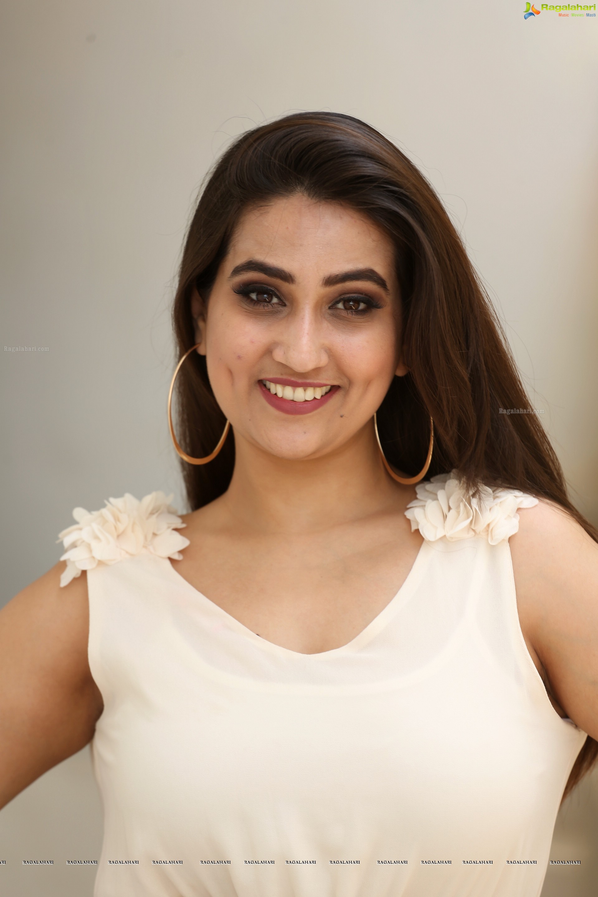 Manjusha @ Falaknuma Das Movie Trailer Launch - HD Gallery