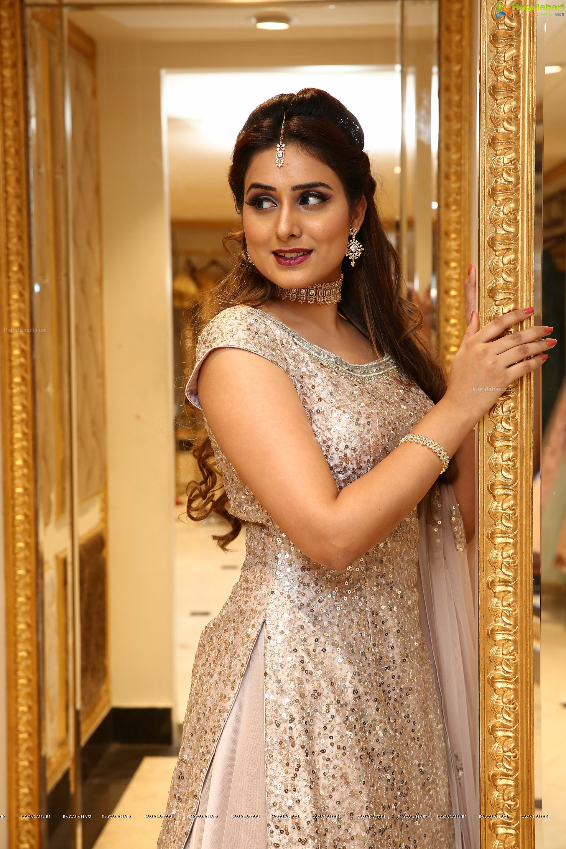 Nikitha Chaturvedi @ Neeru's Ramzan Exclusive 'Gharara Festival' - HD Gallery