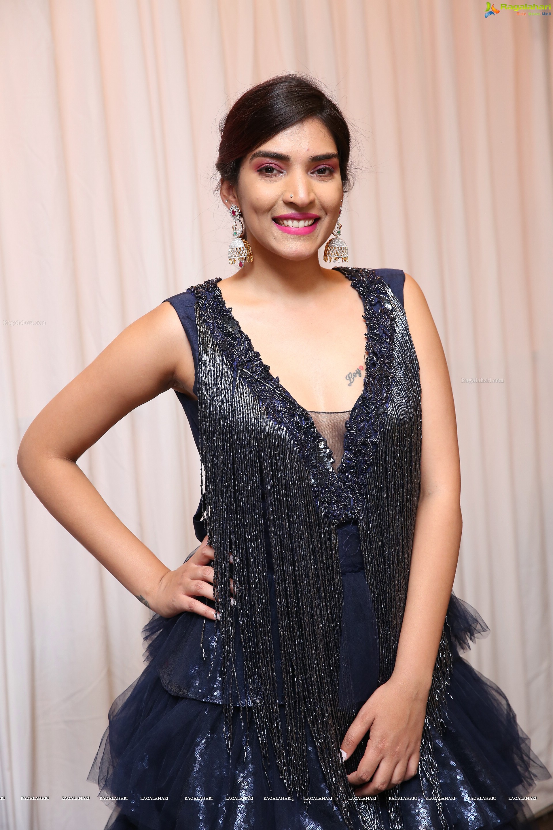 Supraja Narayan @ Celebrity Cricket Tour to South Africa Jersey Launch - HD Gallery