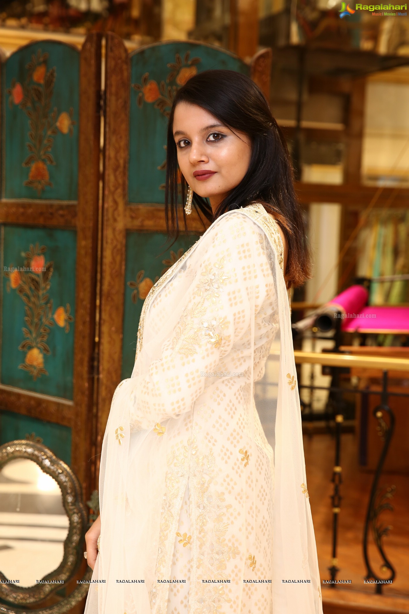 Tadasha Misrah @ Neeru's Bloggers Meet & EID Sale - HD Gallery