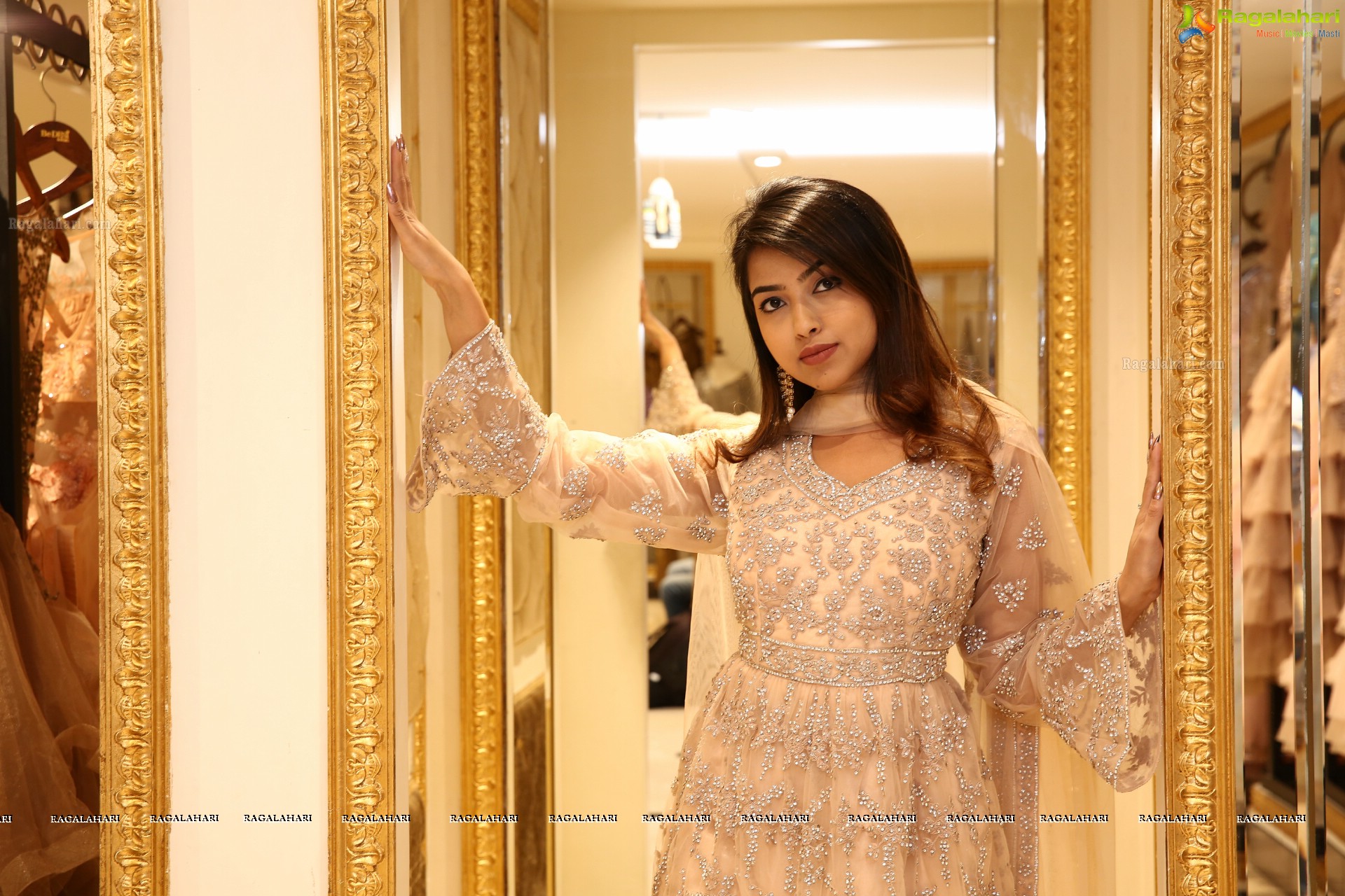 Trishala Kamath @ Neeru's Bloggers Meet & EID Sale - HD Gallery