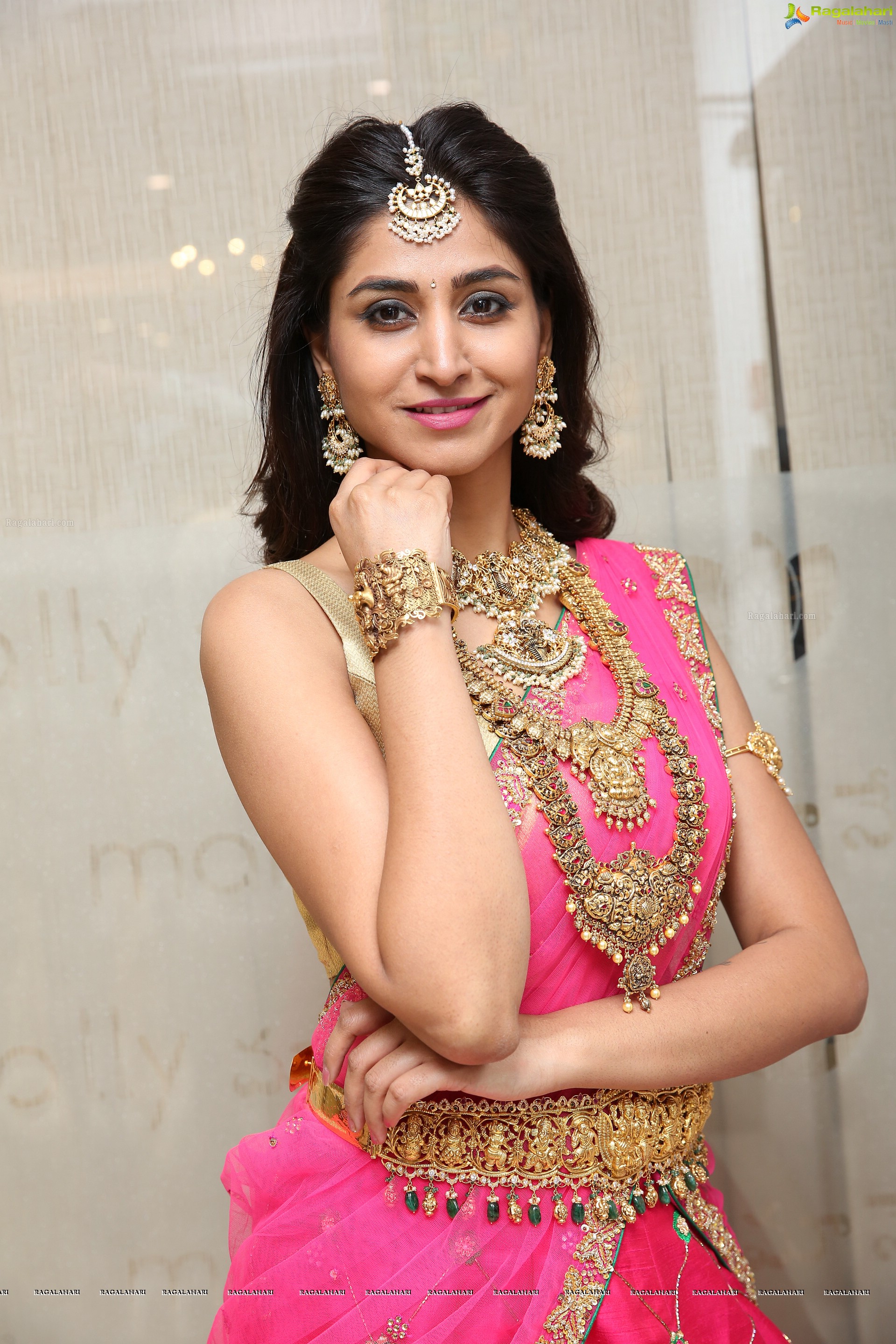 Varshini Sounderajan @ Manepally Jewellers Akshaya Tritiya Collection Launch - HD Gallery