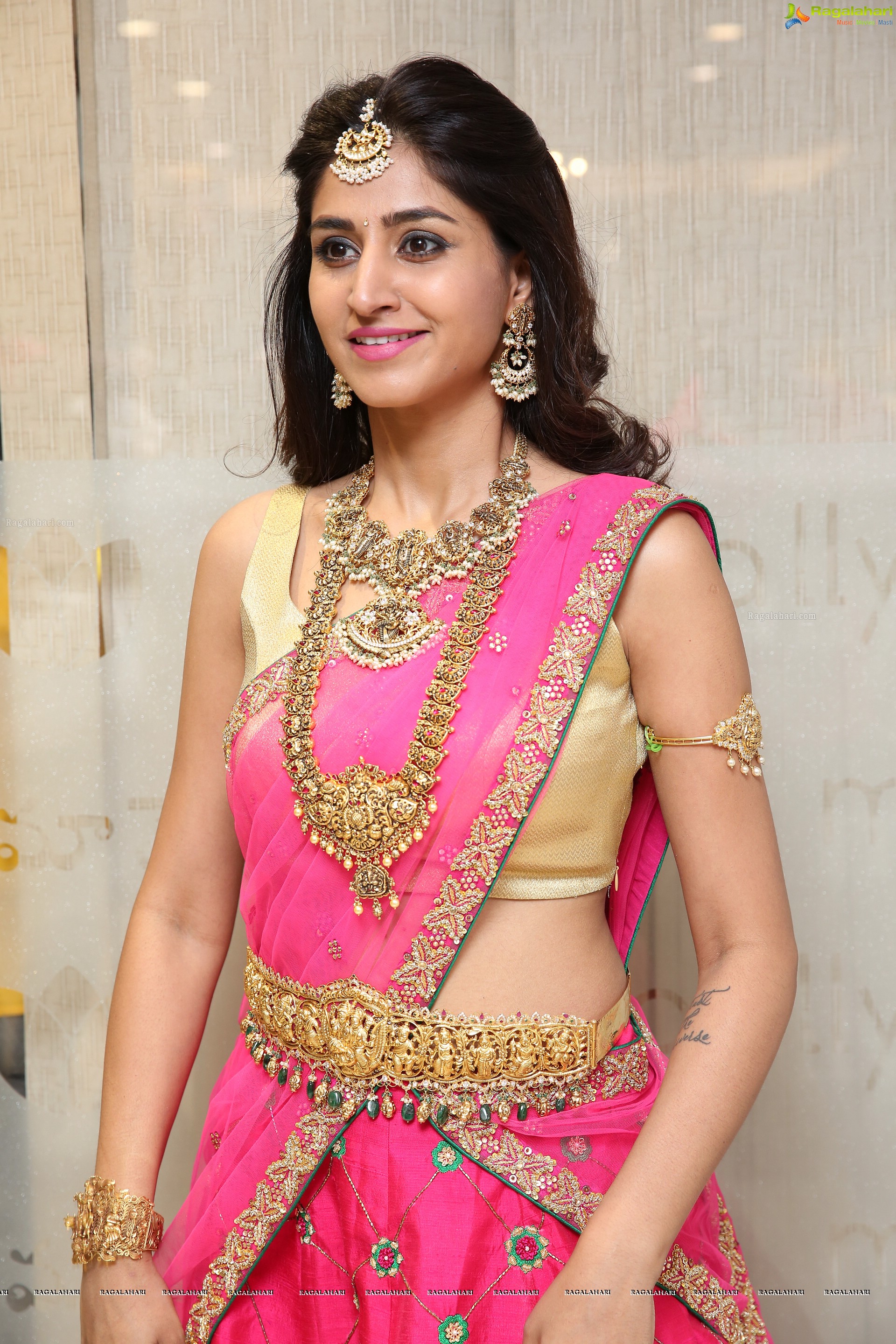 Varshini Sounderajan @ Manepally Jewellers Akshaya Tritiya Collection Launch - HD Gallery