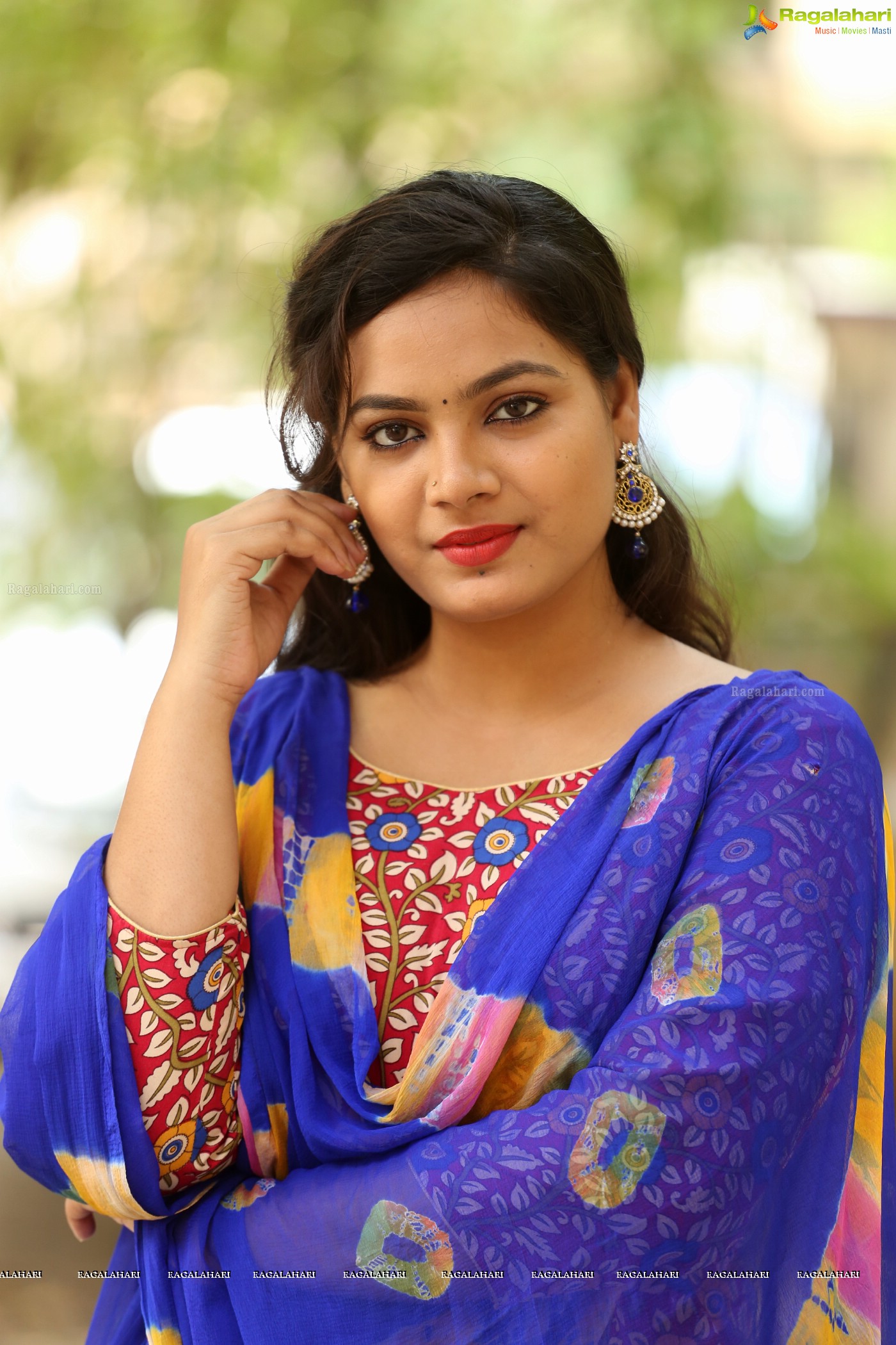 Avanthika (Posters) at Romantic Criminals Press Meet