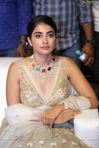 Pooja Hegde 