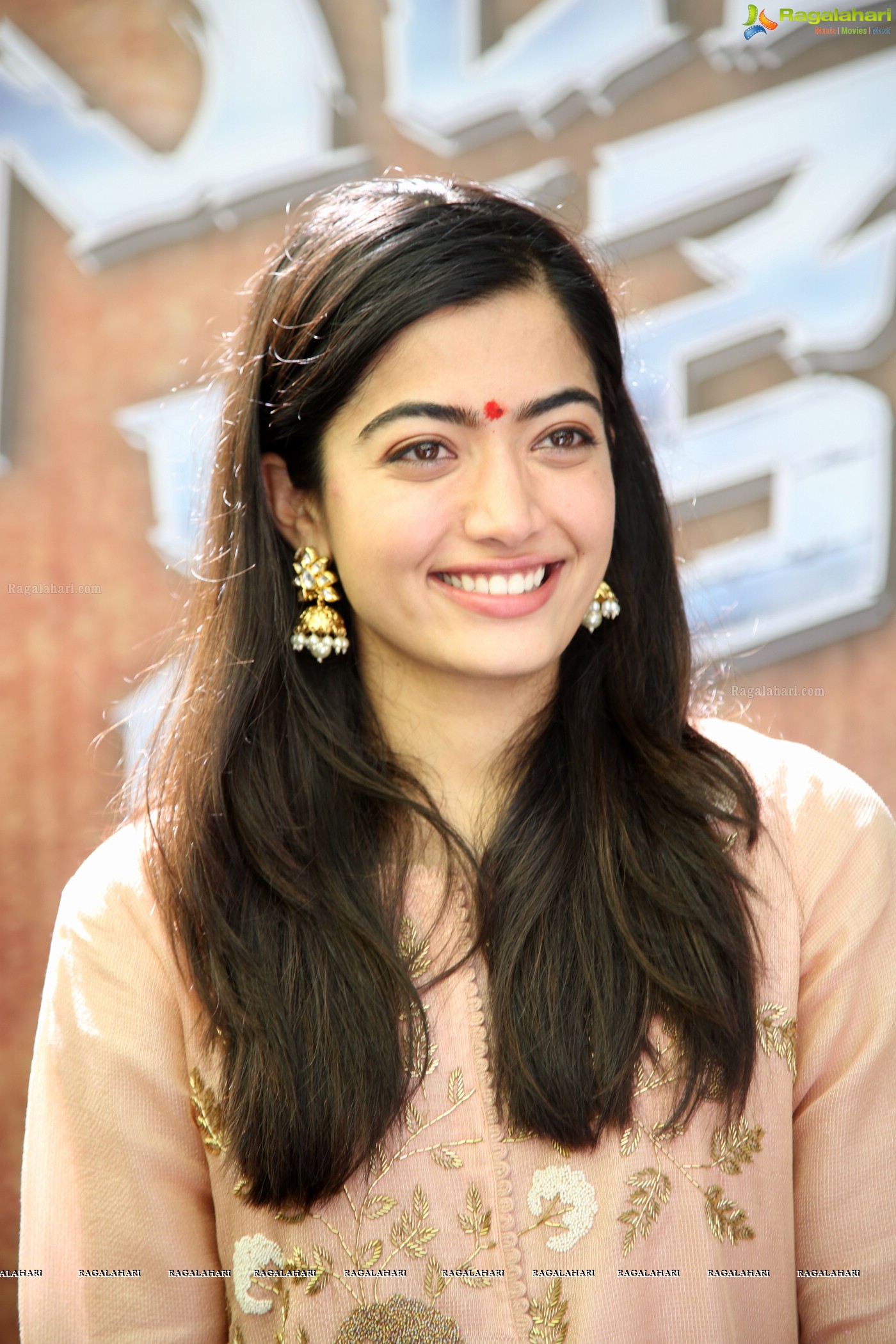 Rashmika Mandanna @ Sarileru Neekevvaru Movie Launch (Hi-Resolution Photos)