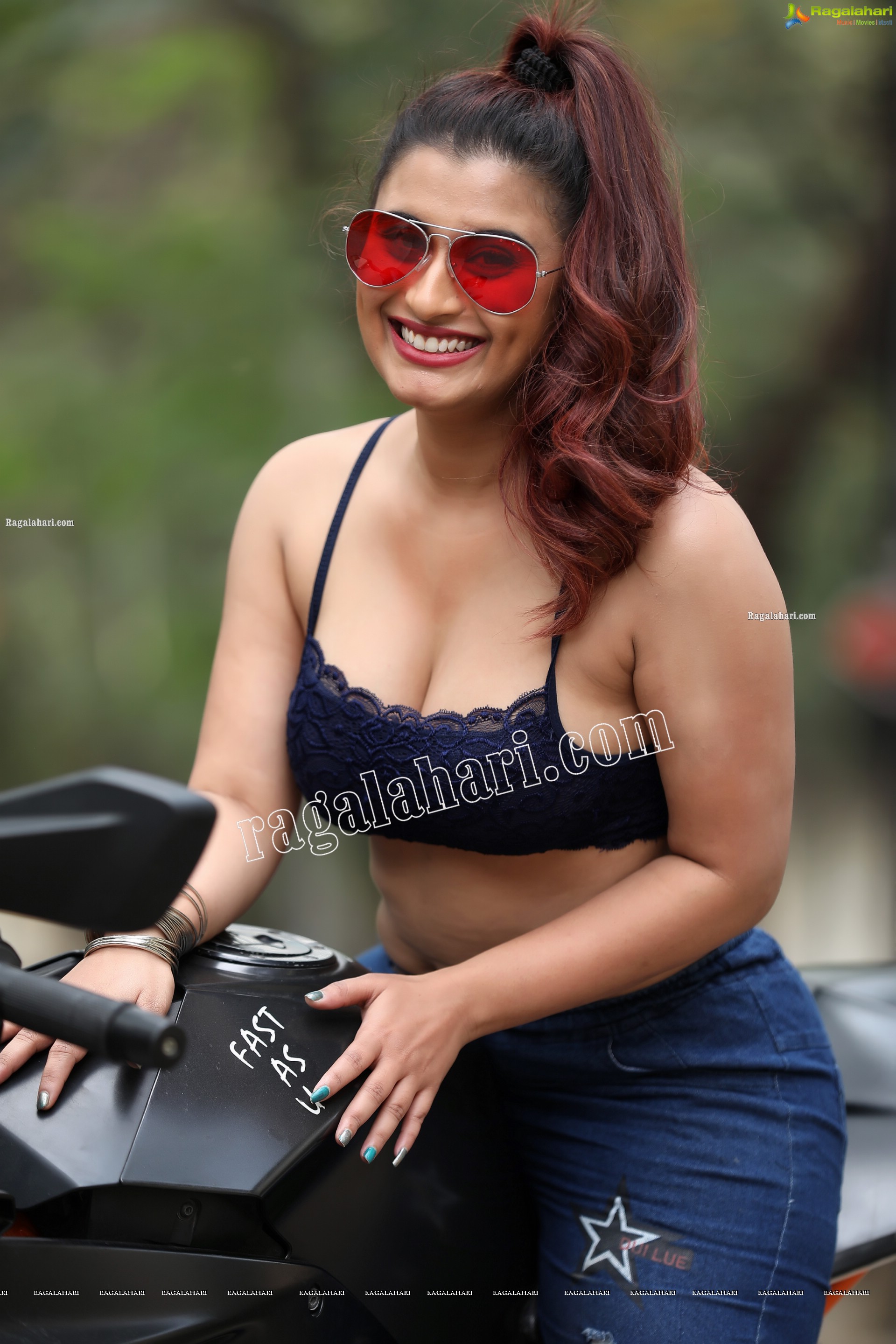 Gunnjan Aras Posing on Motorcycle Exclusive Photo Shoot