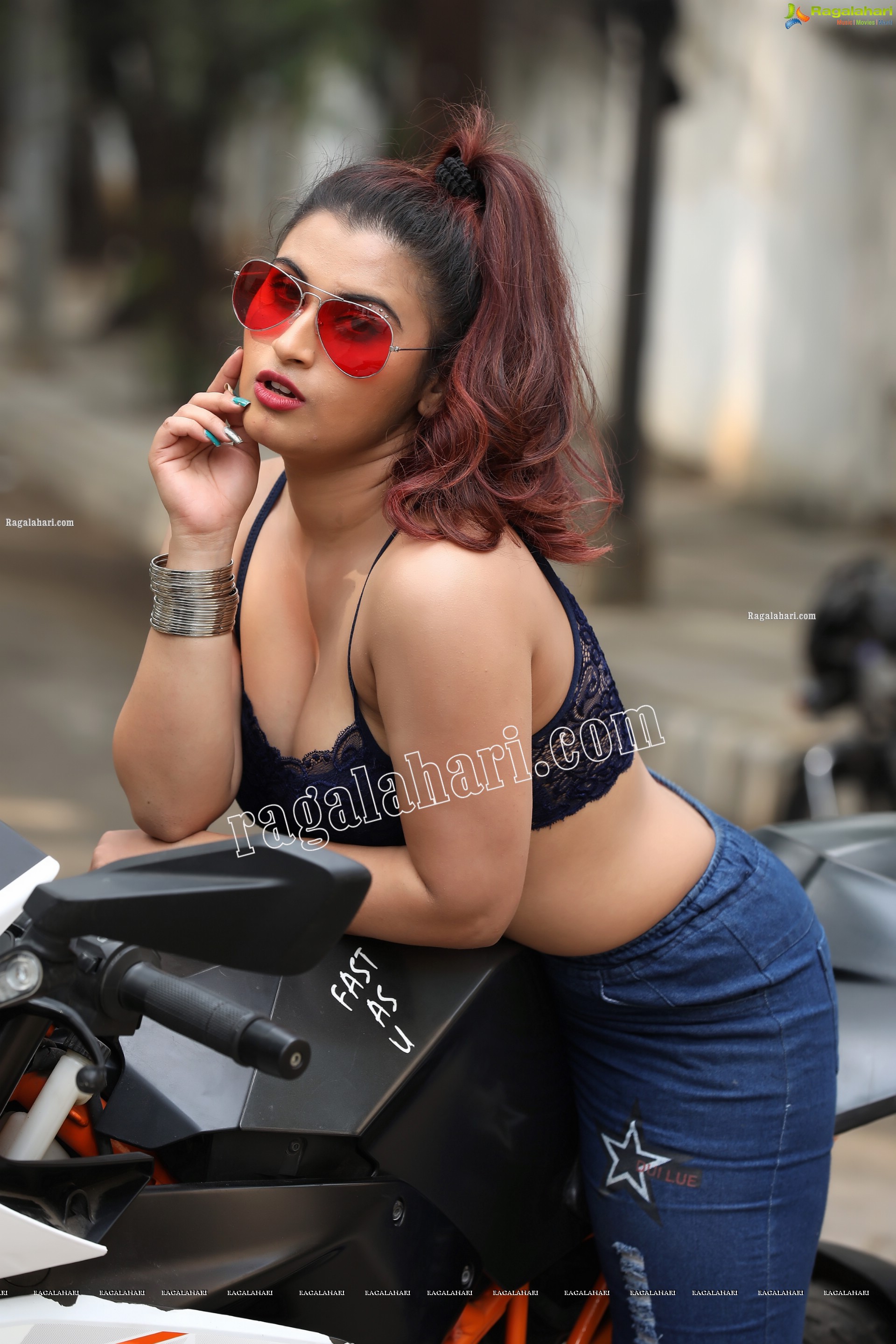 Gunnjan Aras Posing on Motorcycle Exclusive Photo Shoot