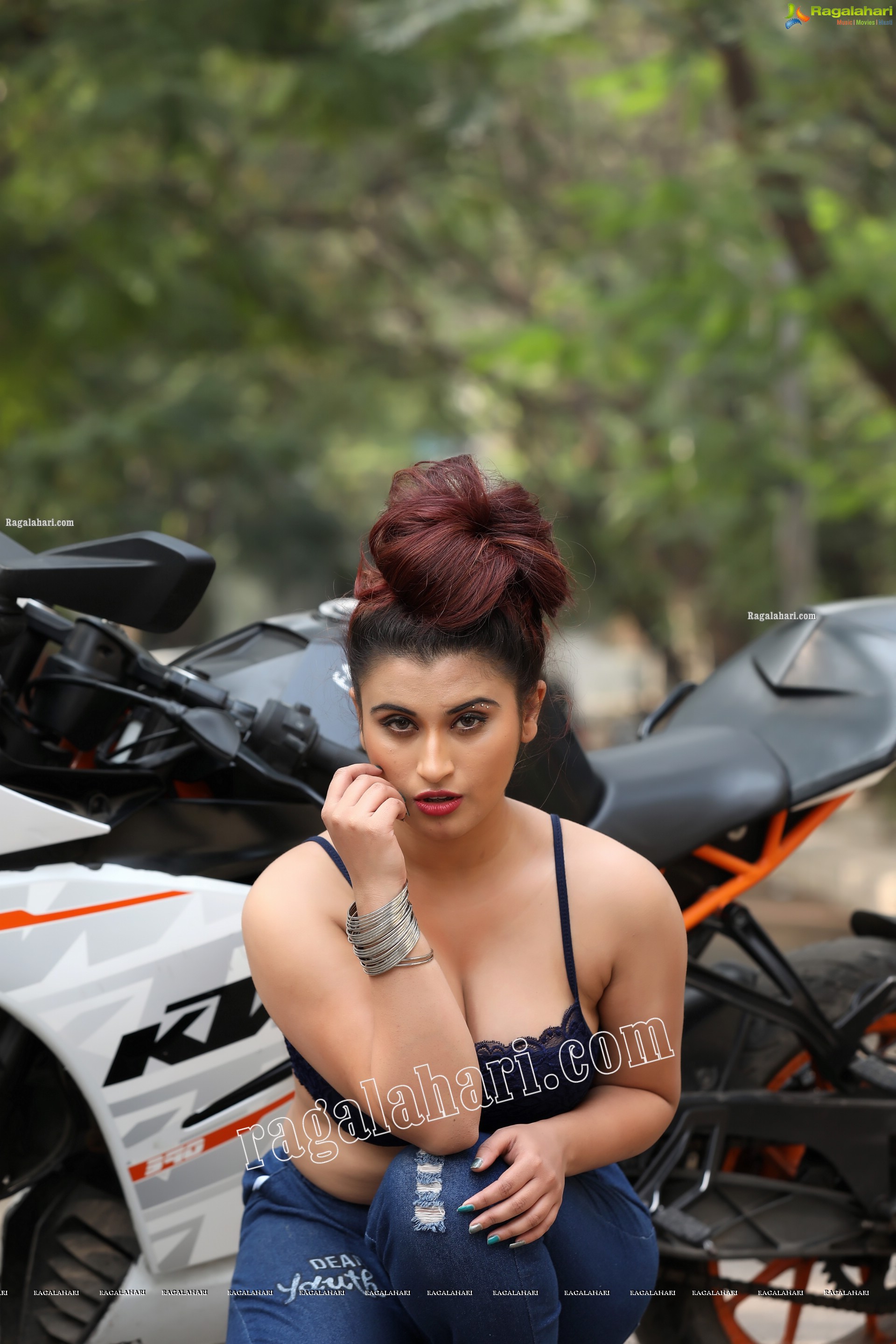 Gunnjan Aras Posing on Motorcycle Exclusive Photo Shoot