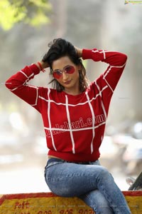 Nisheetha in Red Checks T-Shirt and Jeans