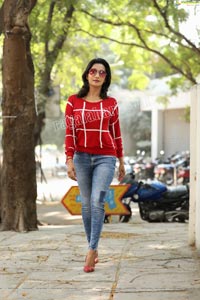 Nisheetha in Red Checks T-Shirt and Jeans
