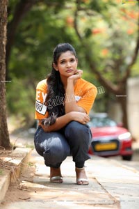 Twinkle Thomala in Yellow T-Shirt and Jeans