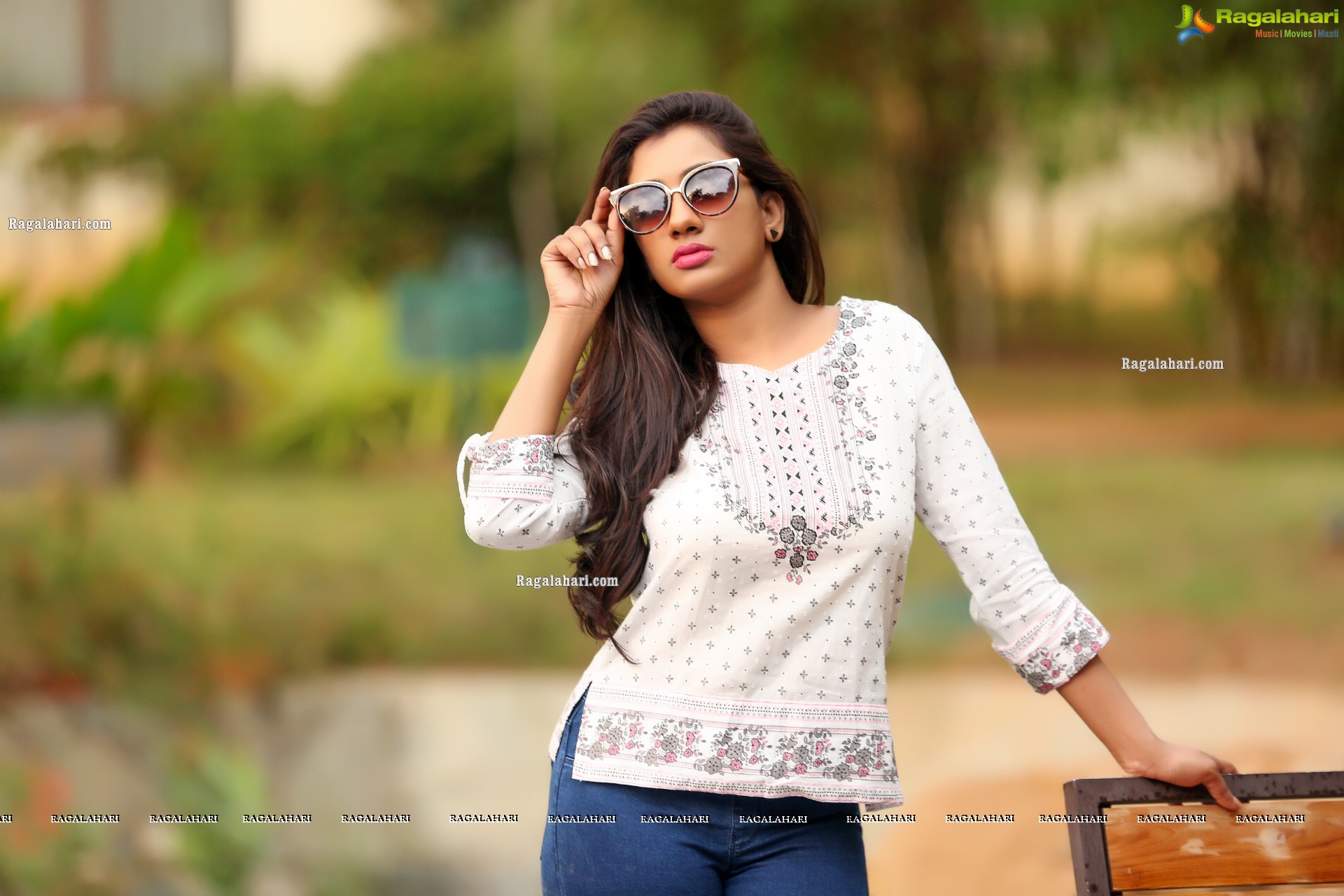 Chaitanya Priya Latest Photoshoot Stills, HD Photo Gallery