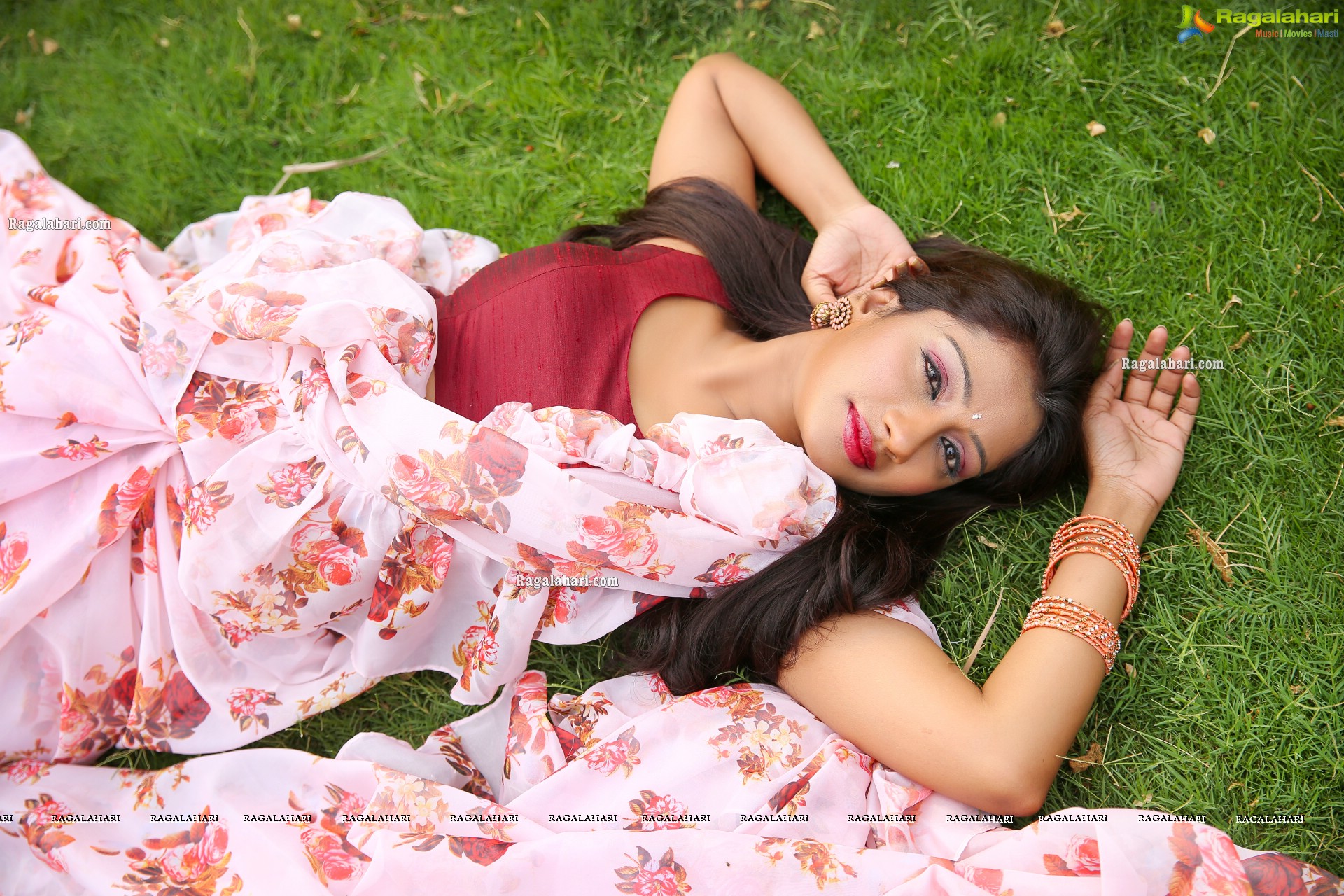 Chaitanya Priya Latest Photoshoot Stills, HD Photo Gallery