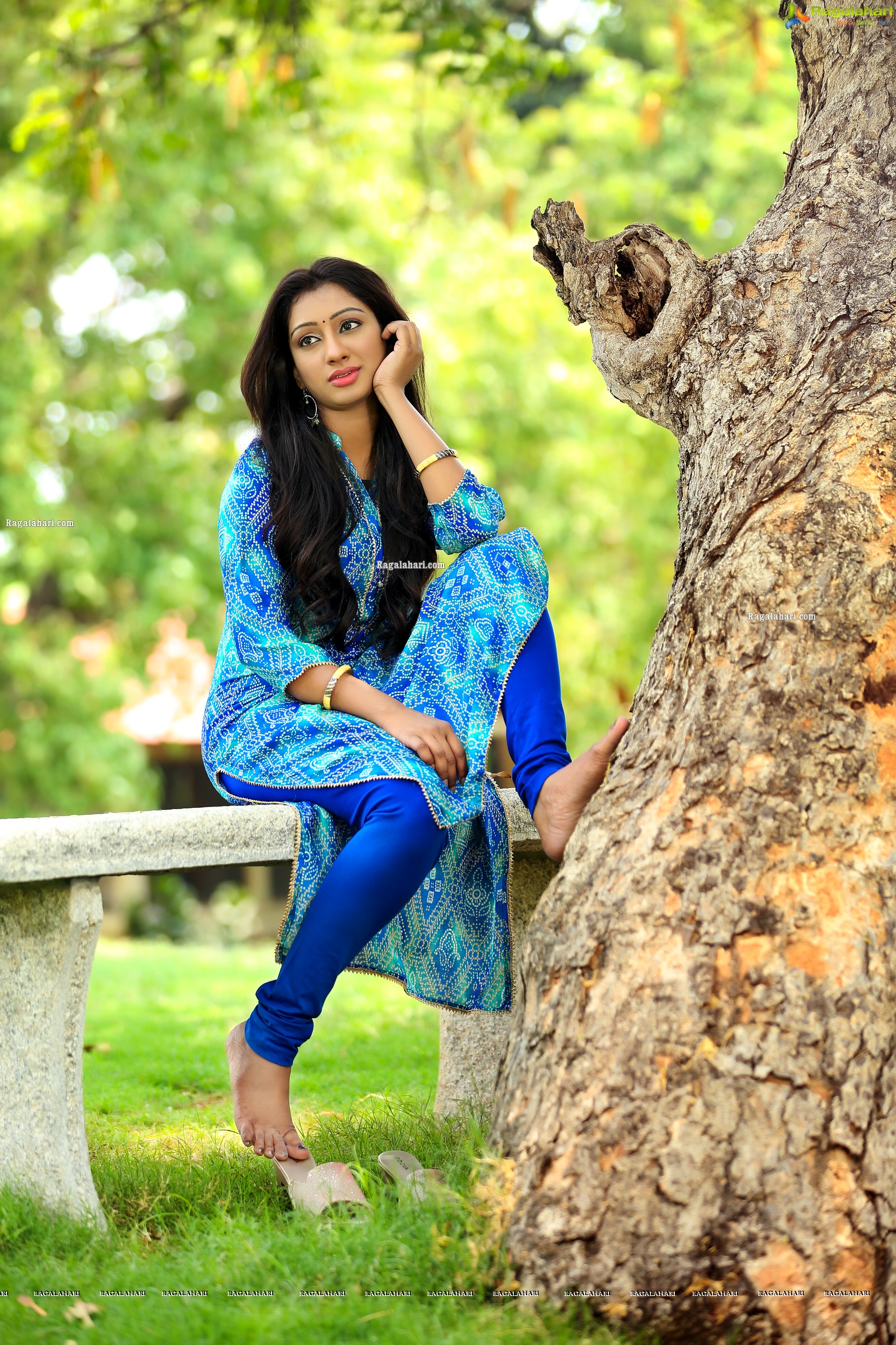 Chaitanya Priya Latest Photoshoot Stills, HD Photo Gallery