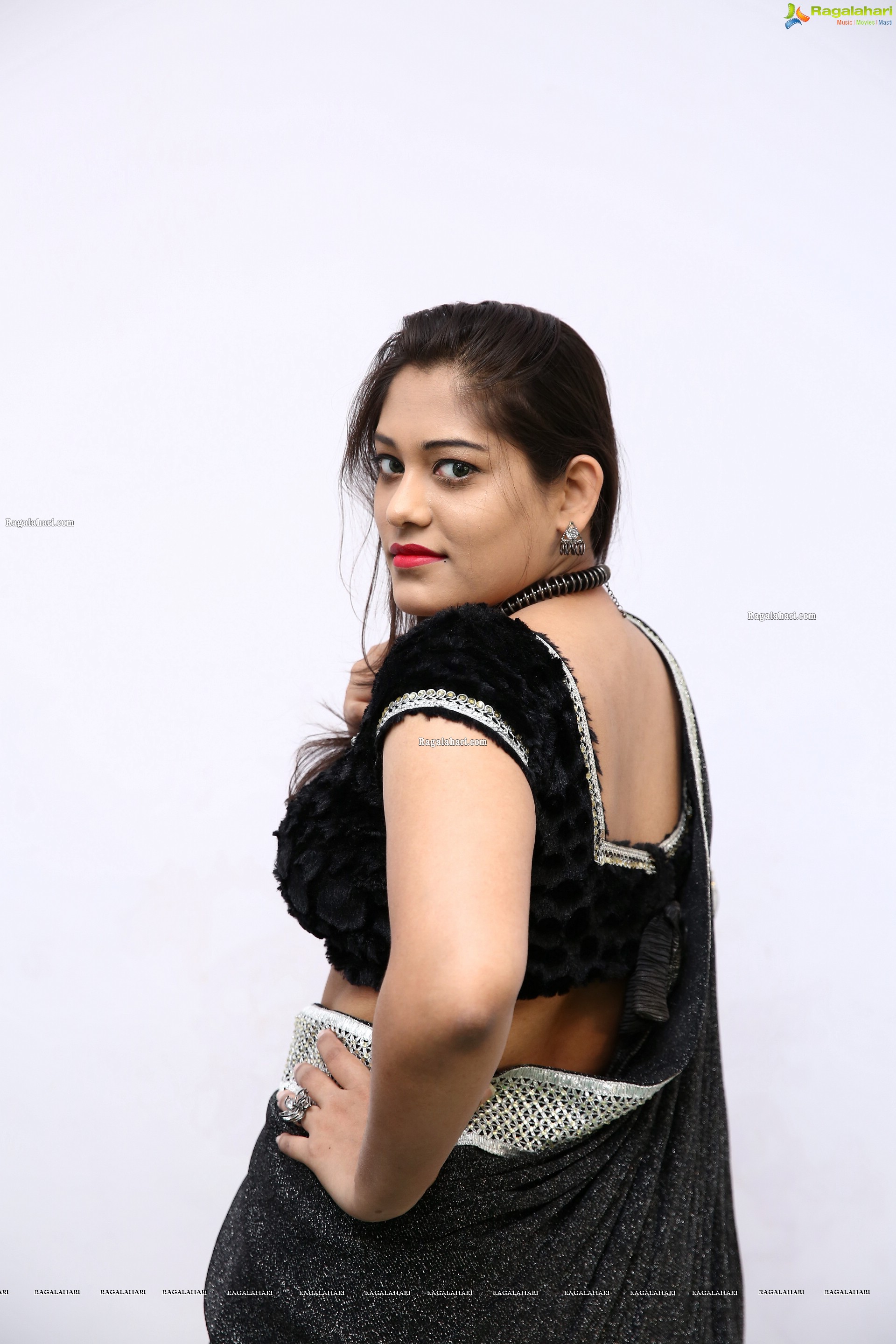 Tazaienath Gulraze in Black Lehenga Choli, HD Photo Gallery