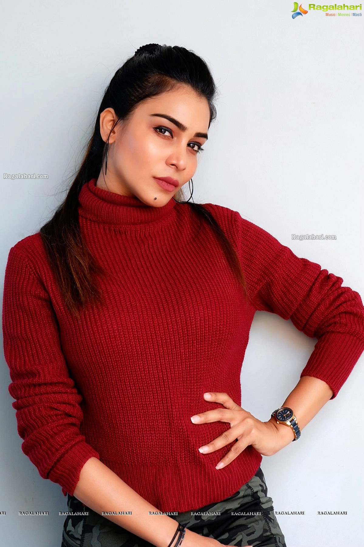 Sanjana Anne in Red Turtle Neck Rib-knit Top and Camo Cargo Pants, Photo Gallery