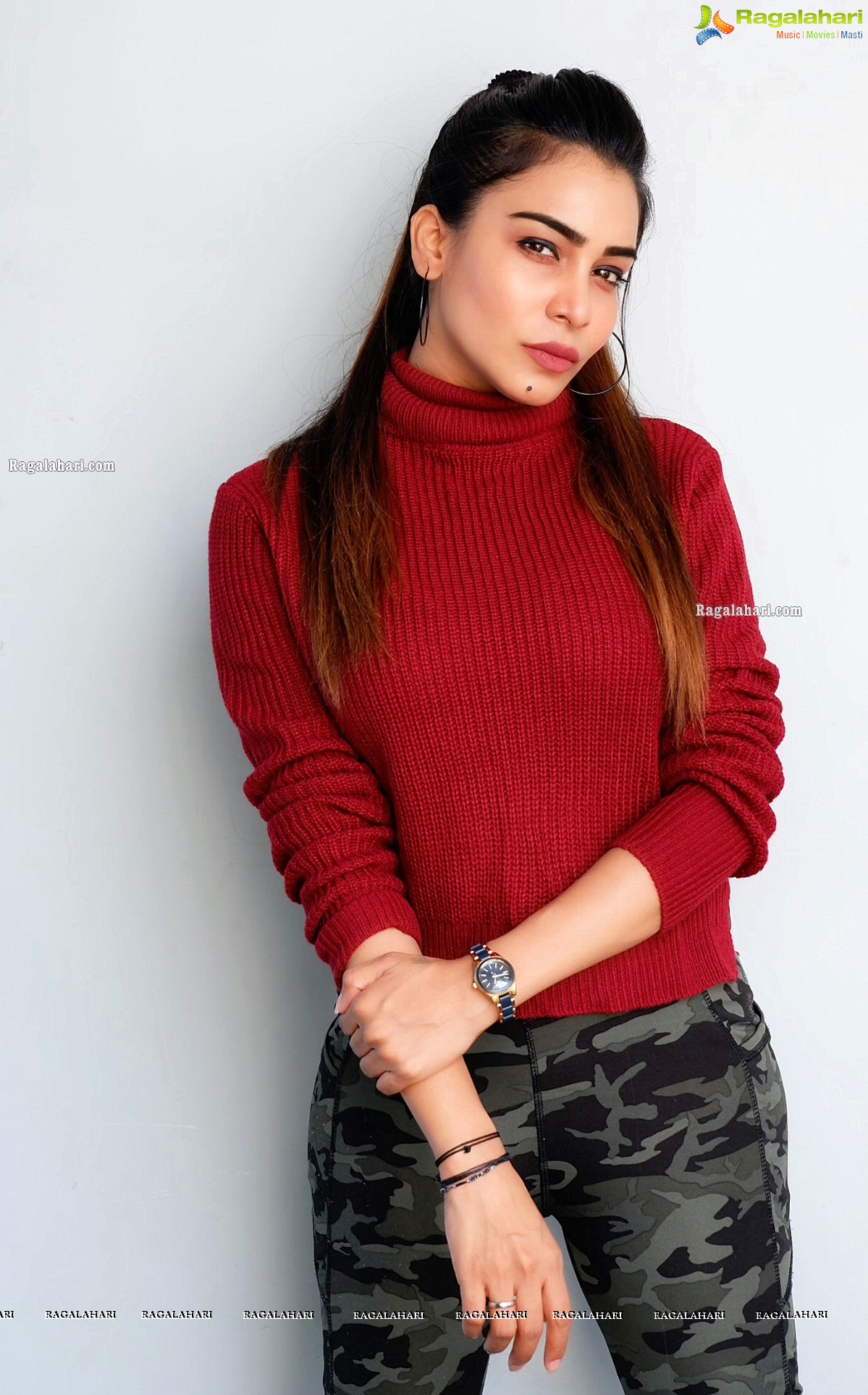 Sanjana Anne in Red Turtle Neck Rib-knit Top and Camo Cargo Pants, Photo Gallery