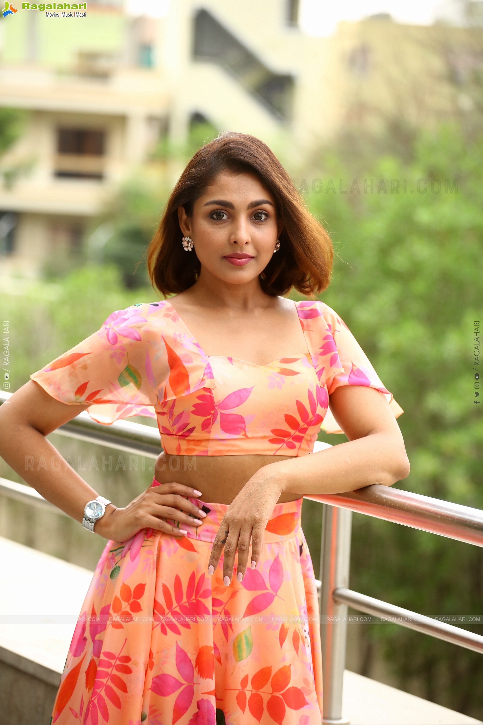 Madhu Shalini at 9 Hours Web Series Pre-Release Event, HD Photo Gallery