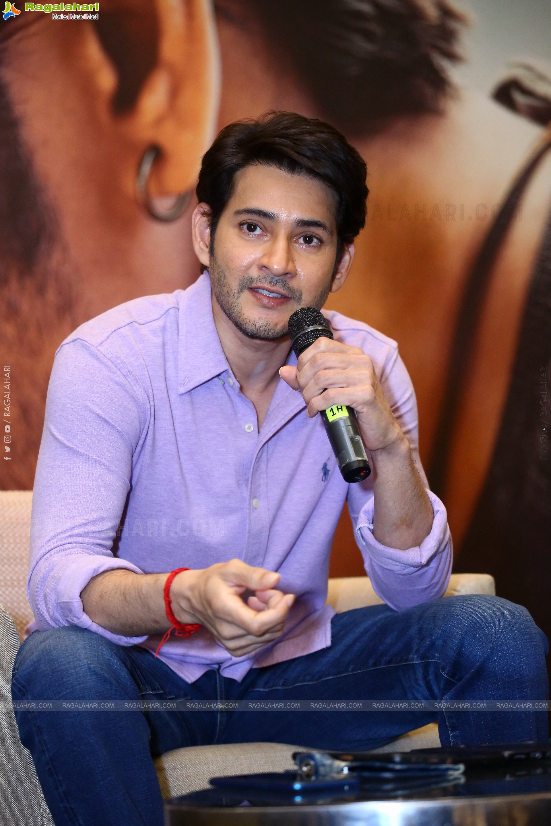 Mahesh Babu at Sarkaru Vaari Paata Interview, HD Photo Gallery