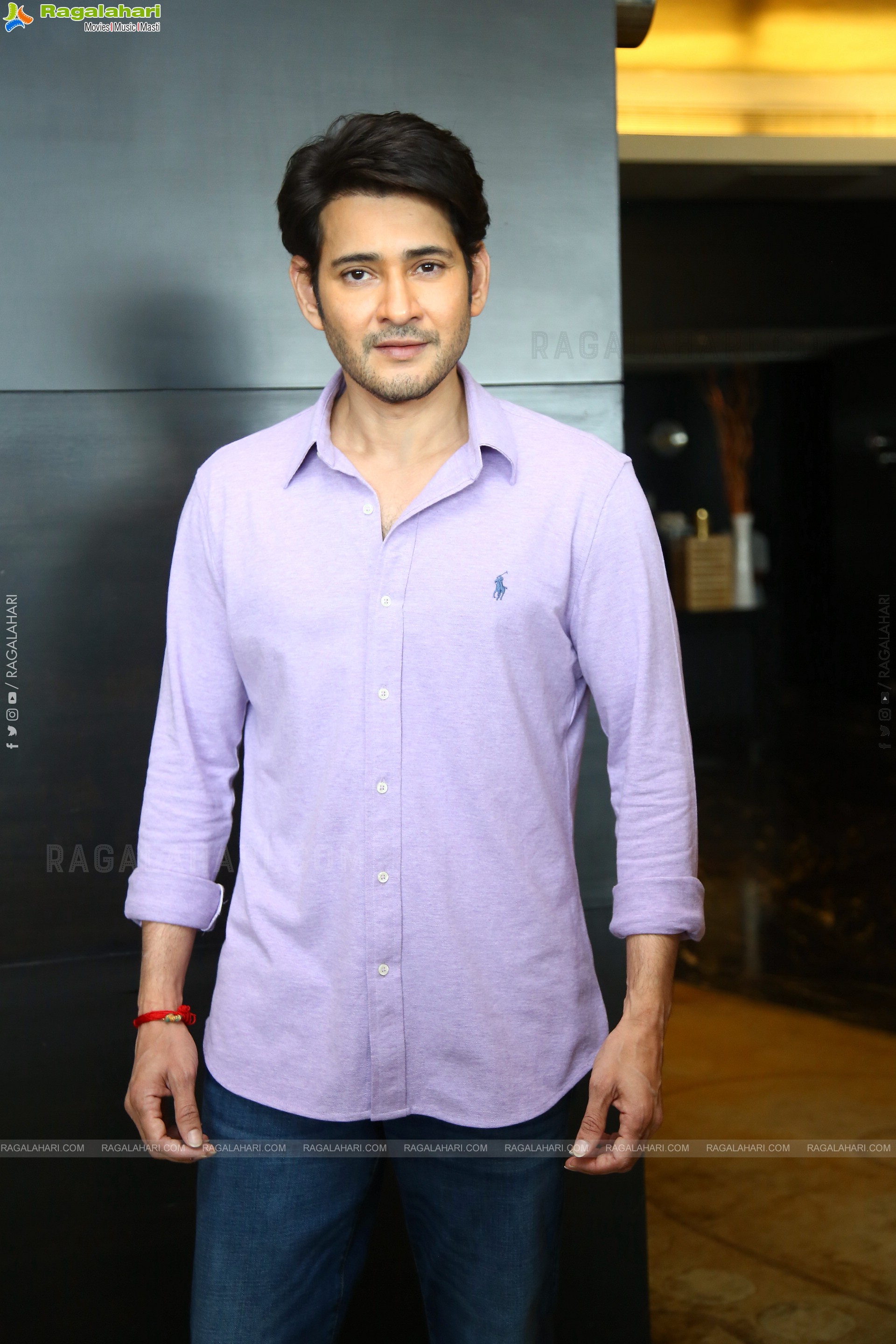 Mahesh Babu at Sarkaru Vaari Paata Interview, HD Photo Gallery