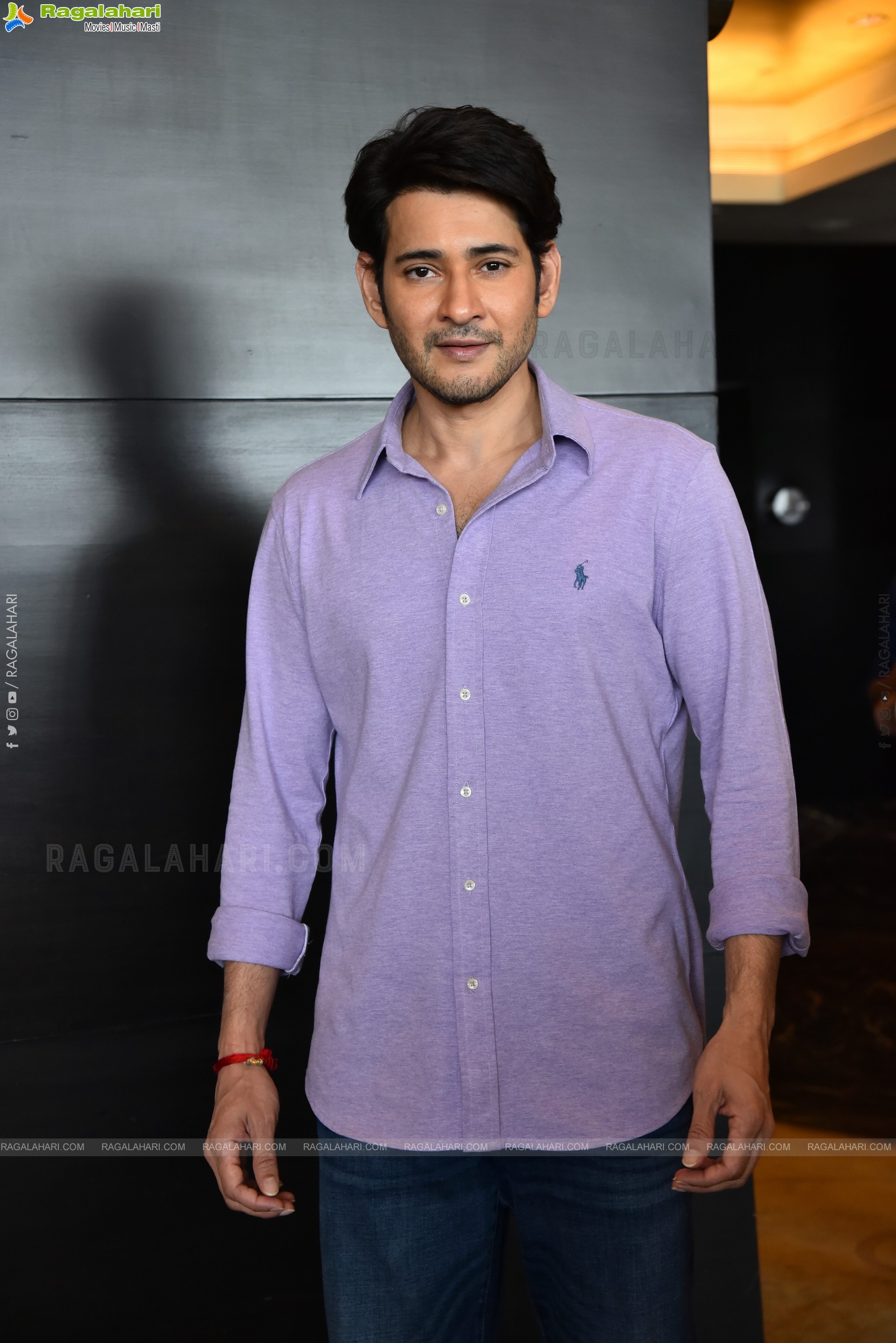 Mahesh Babu at Sarkaru Vaari Paata Interview, HD Photo Gallery