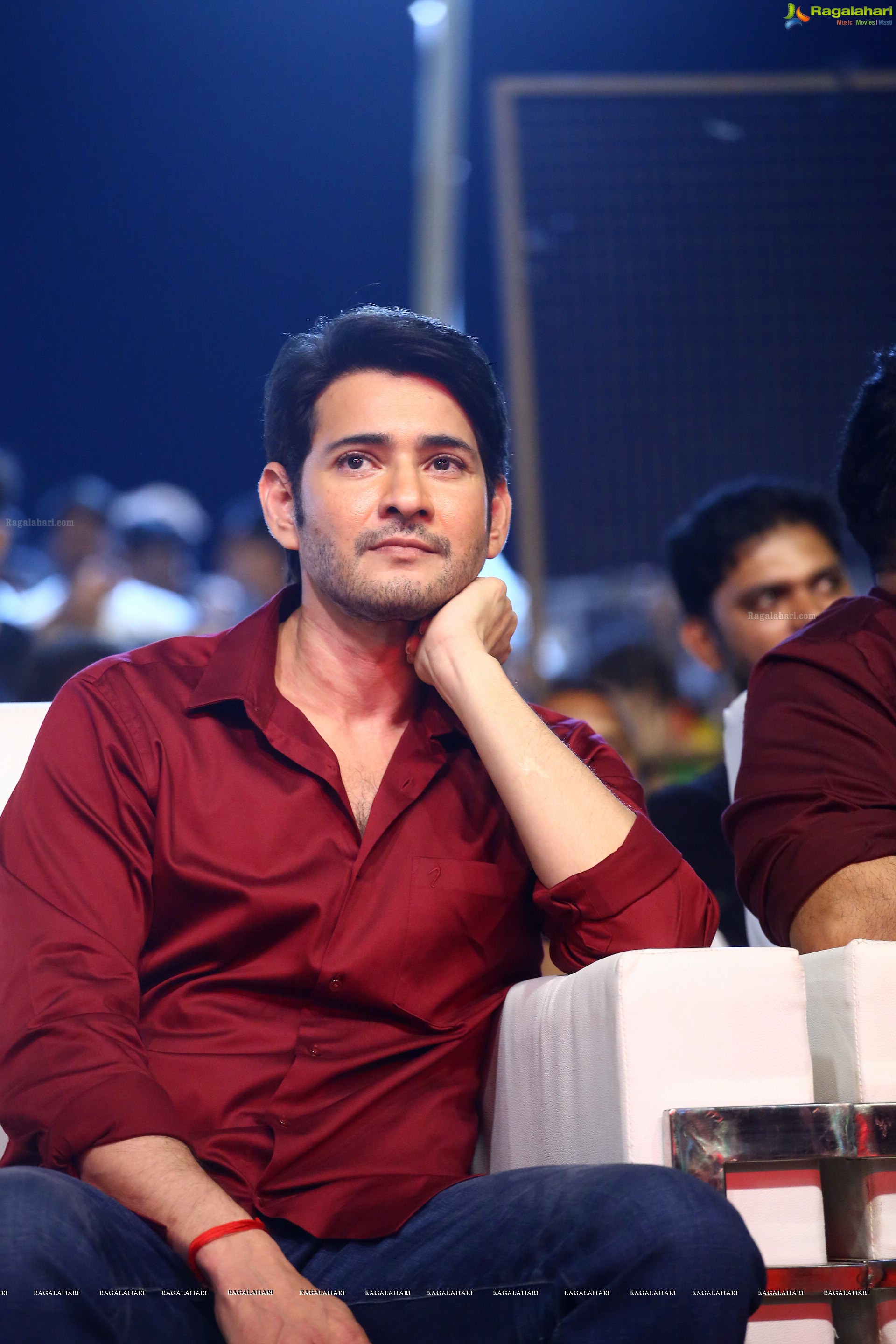 Mahesh Babu at Sarkaru Vaari Paata Ma Ma Mass Celebrations, HD Photo Gallery