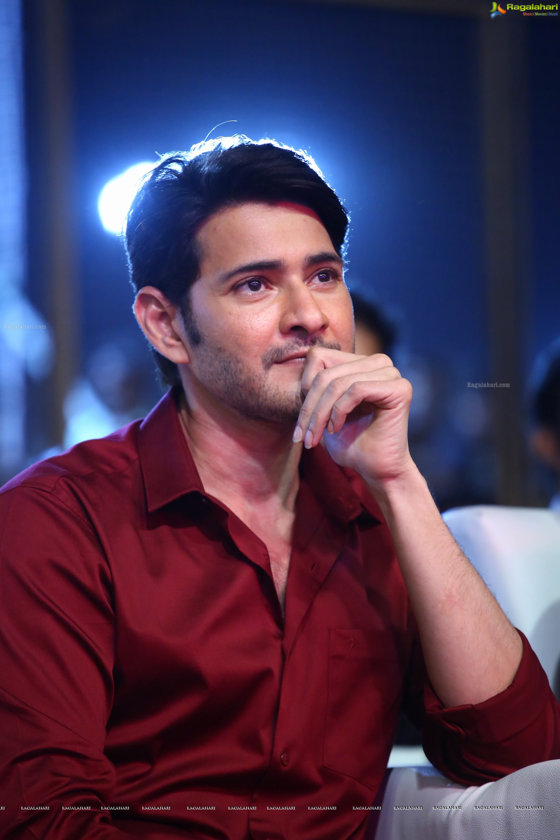 Mahesh Babu at Sarkaru Vaari Paata Ma Ma Mass Celebrations, HD Photo Gallery