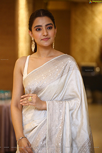 Rukshar Dhillon at AVAK Press Meet