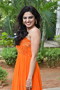 Roshni Desai at O Kala First Look Launch