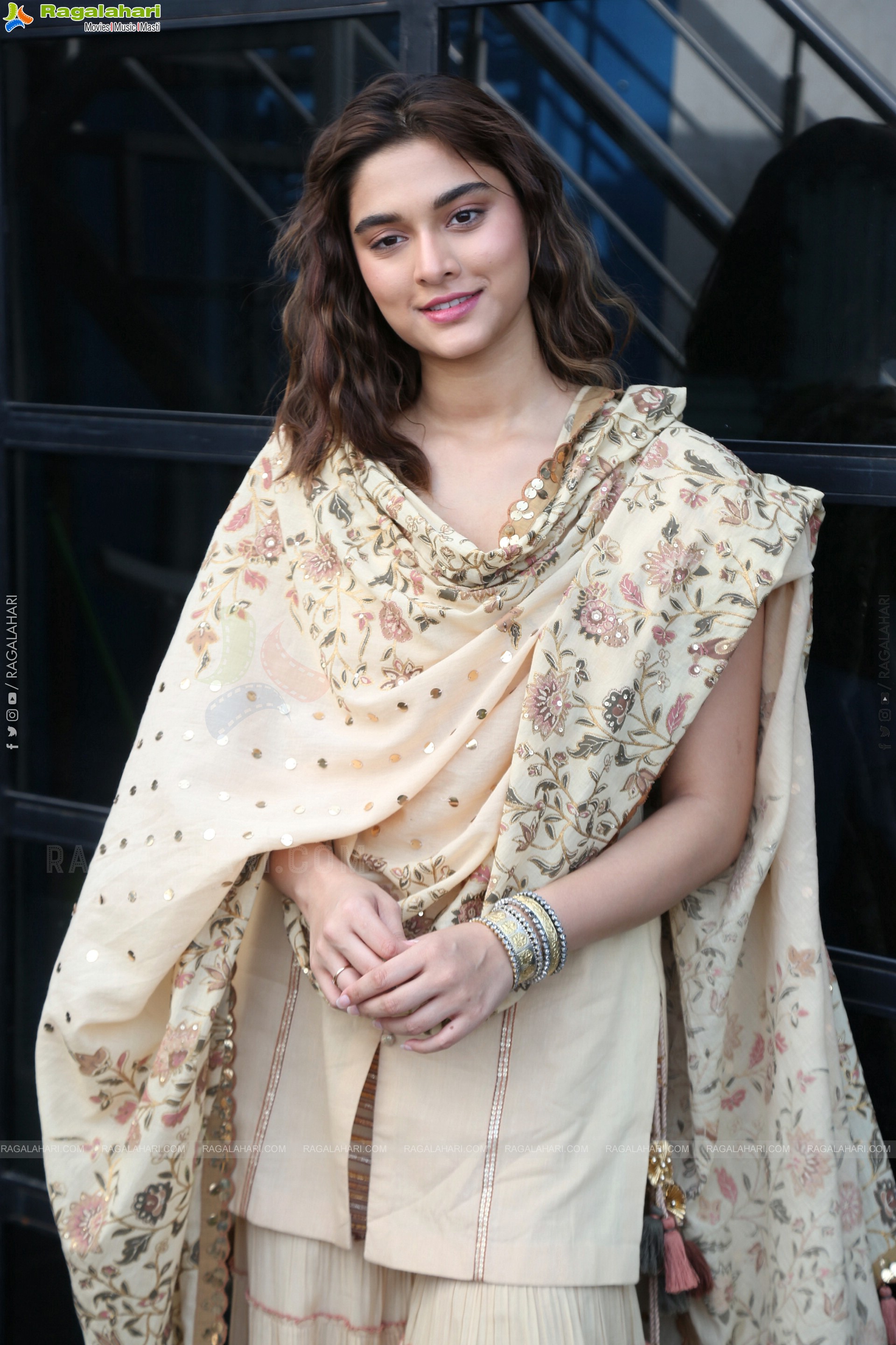 Saiee M Manjrekar at Major Movie Interview, HD Photo Gallery