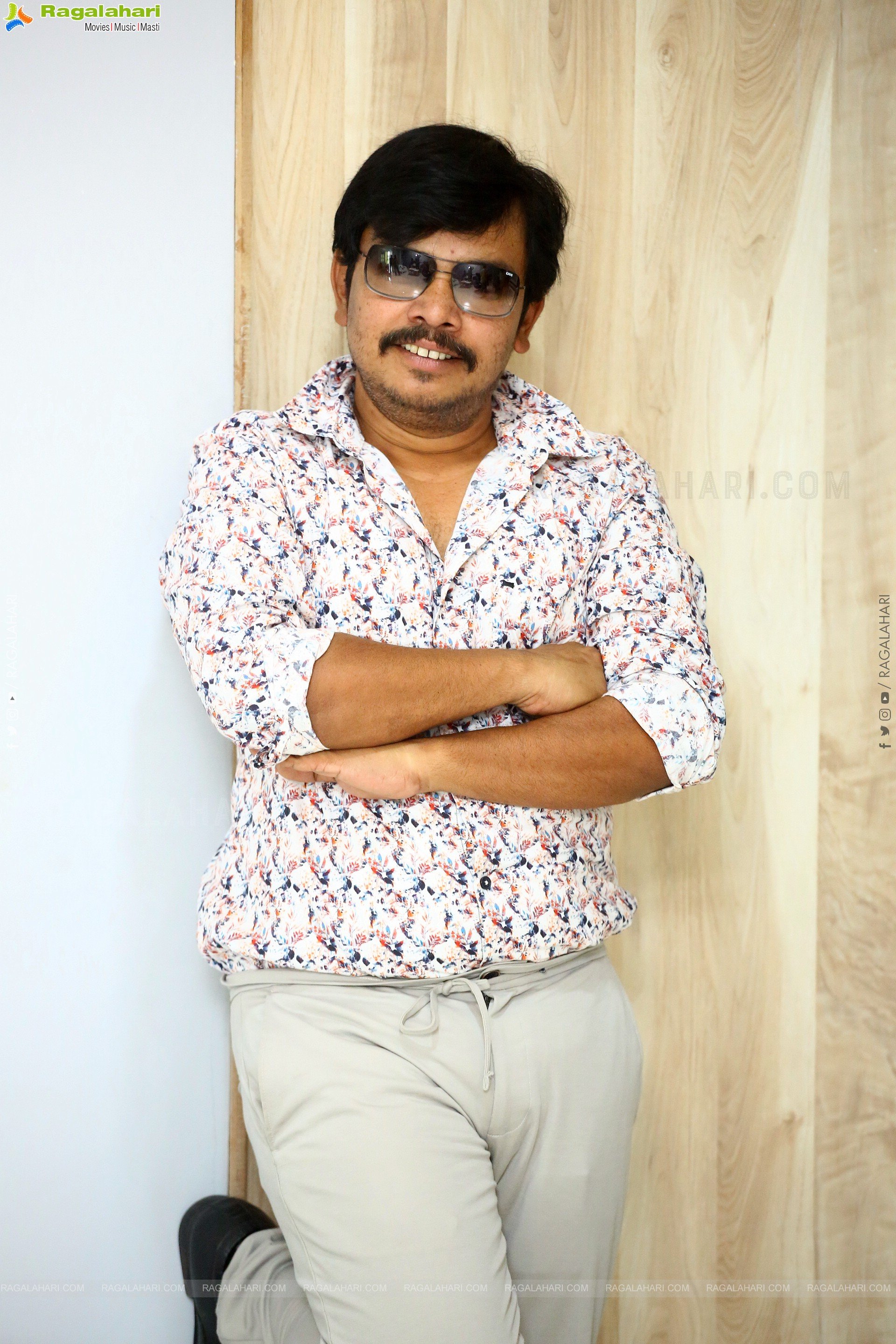Sampoornesh Babu at Dhagad Samba Movie Interview, HD Gallery