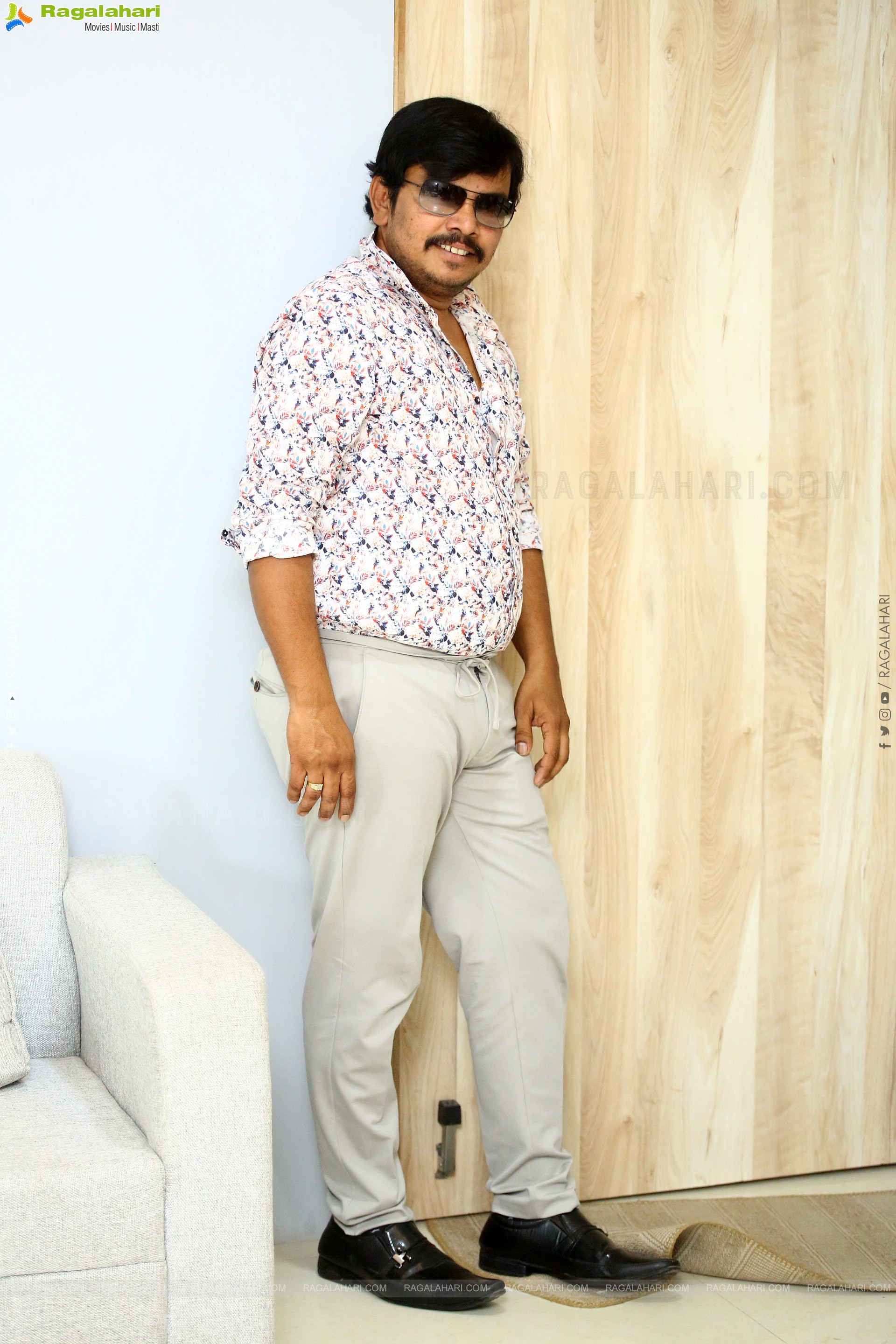 Sampoornesh Babu at Dhagad Samba Movie Interview, HD Gallery