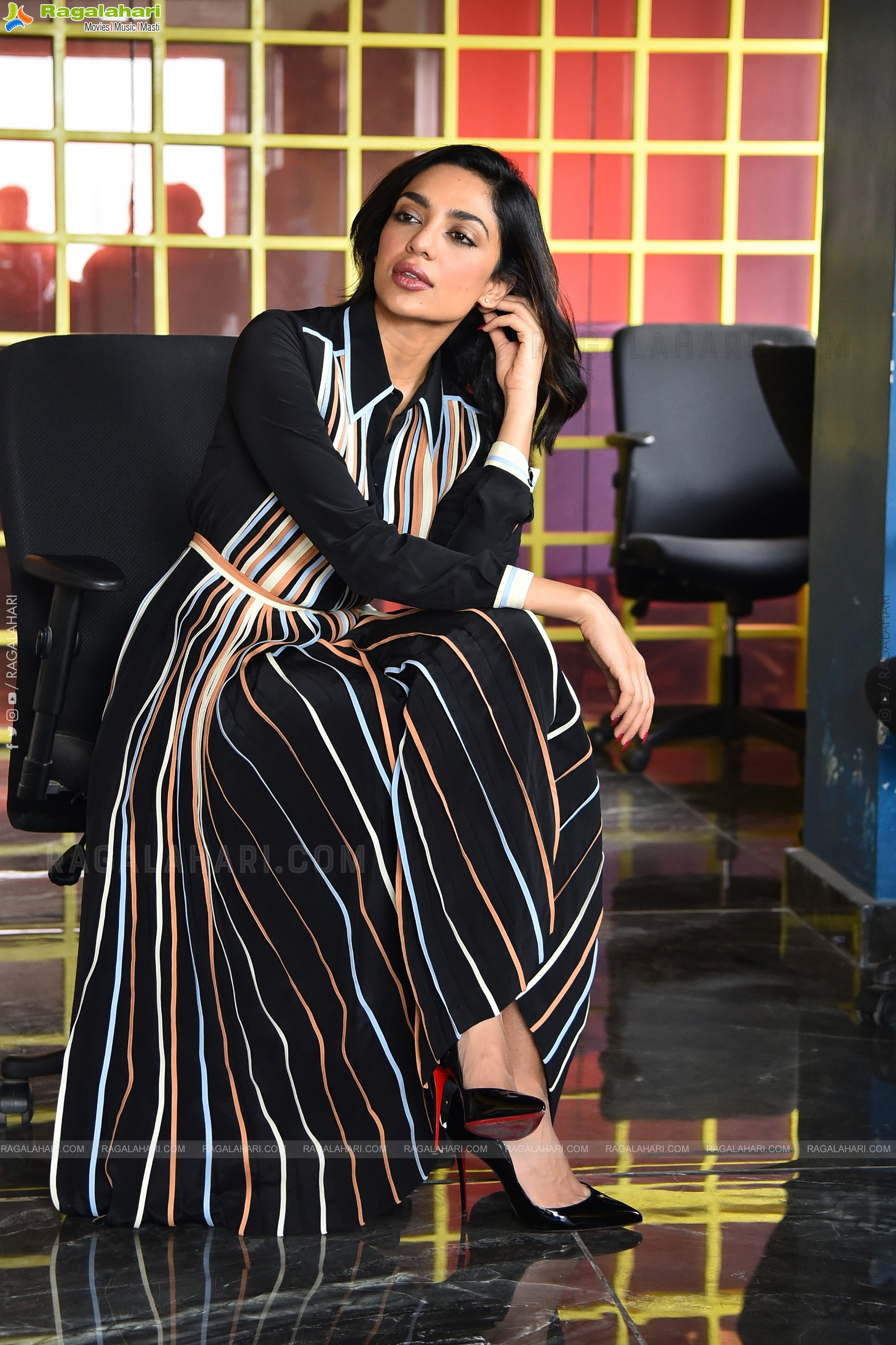 Sobhita Dhulipala at Major Movie Interview, HD Photo Gallery