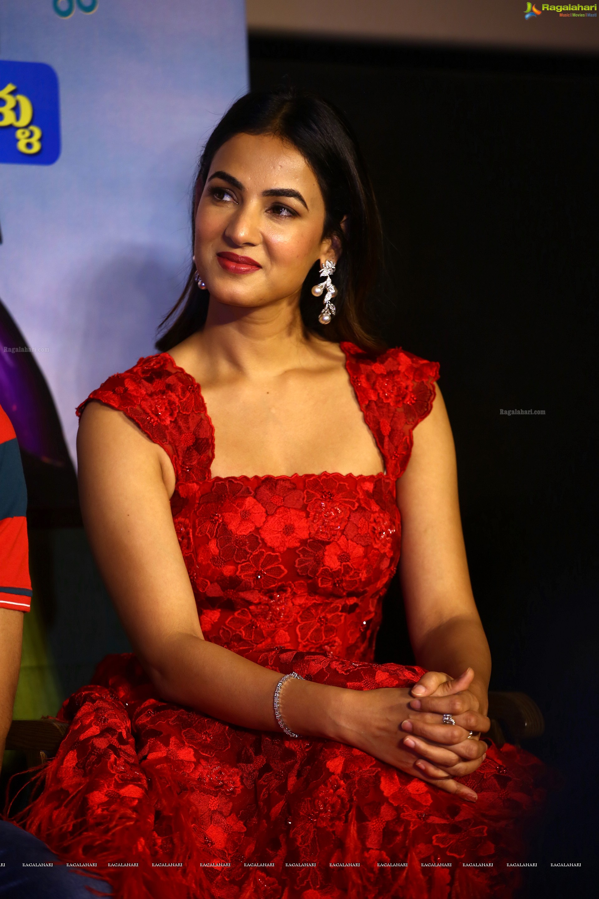 Sonal Chauhan at F3 Movie Trailer Launch, HD Photo Gallery