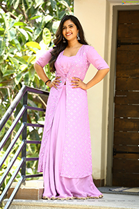 Sravanthi Chokarapu Latest Beautiful Stills