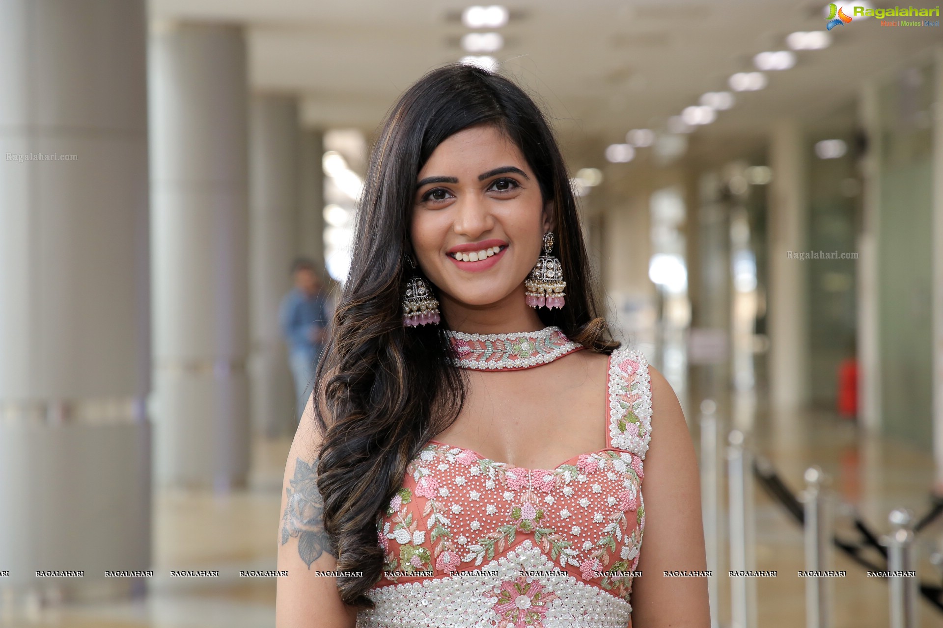 Sravanthi Chokarapu Latest Photoshoot Stills, HD Photo Gallery