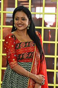 Suma Kanakala at Jayamma Panchayathi Interview